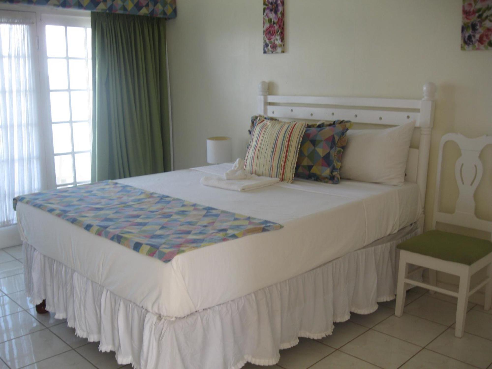 Florence Hall Fisherman'S Inn Hotel מראה חיצוני תמונה