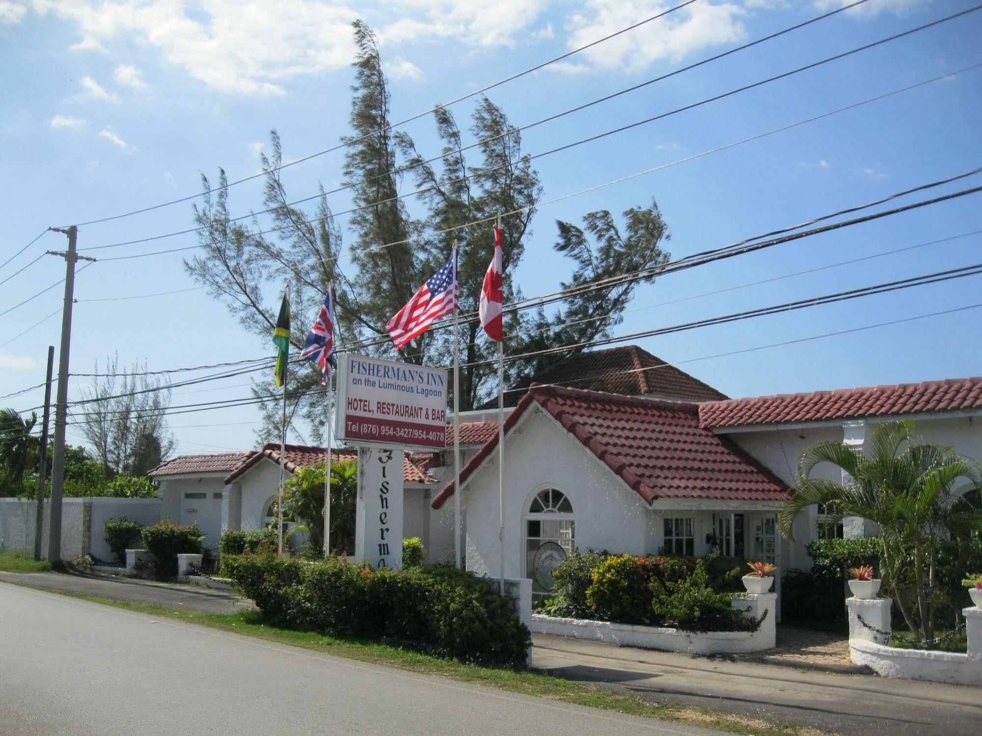 Florence Hall Fisherman'S Inn Hotel מראה חיצוני תמונה